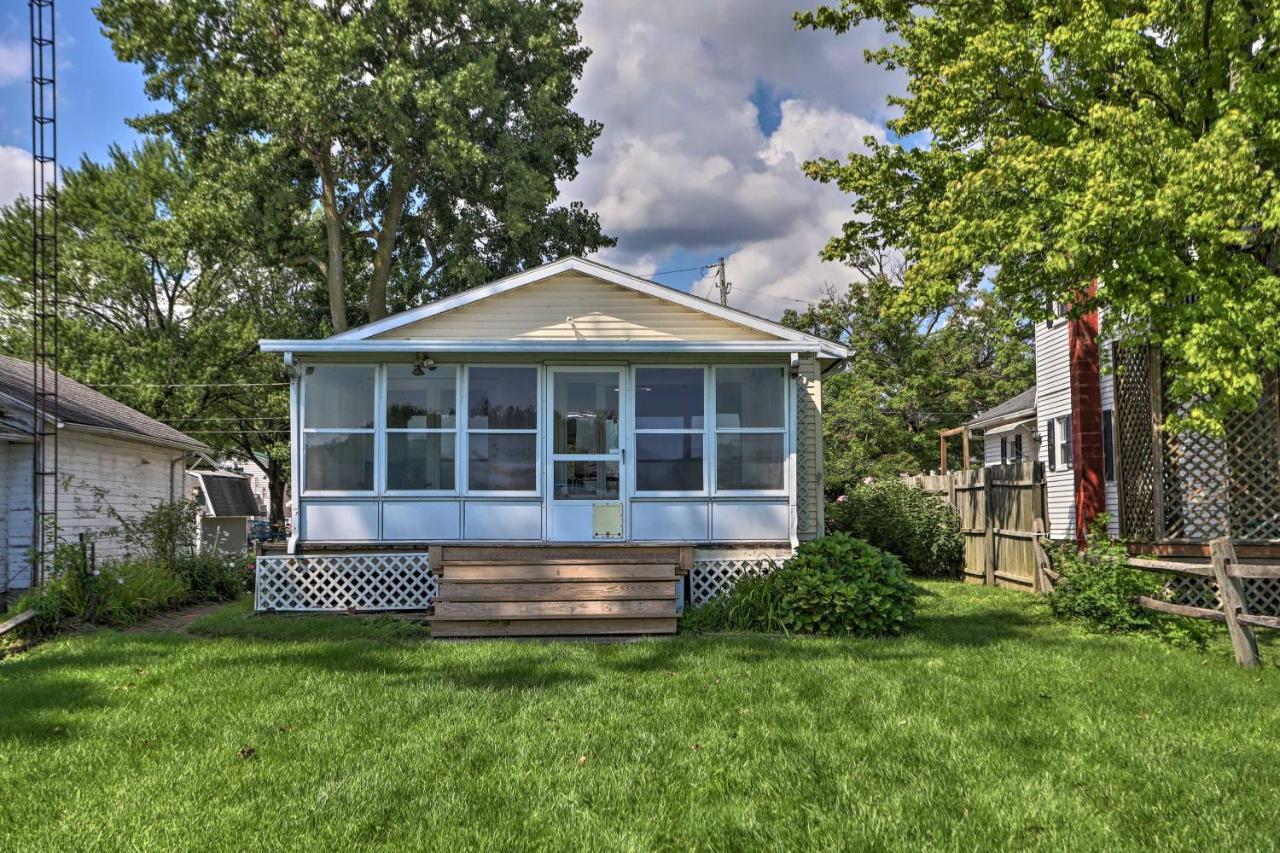 Lake Erie Waterfront Home With Sunroom And Yard! Exterior foto